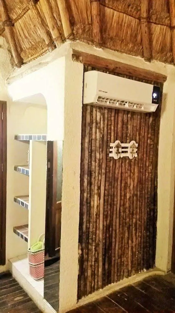 Shalala Hotel 普拉亚卡门 3*,