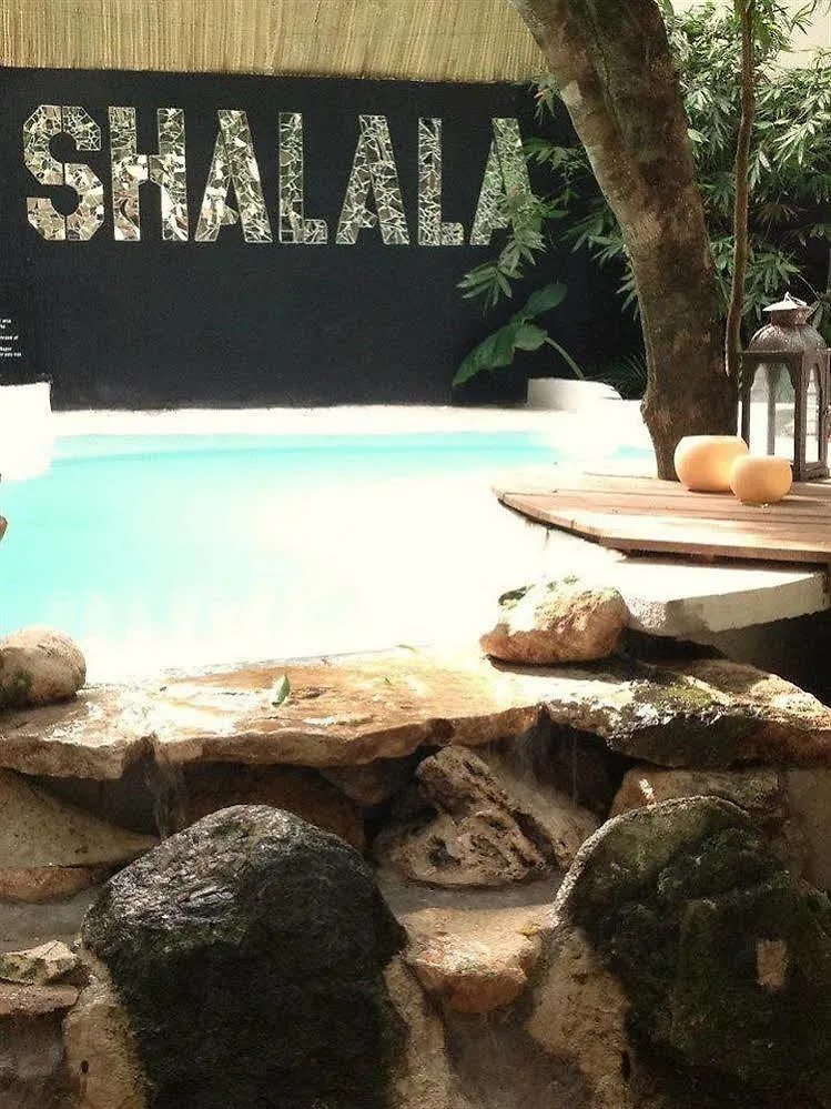 Shalala Hotel 普拉亚卡门