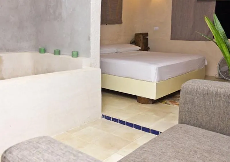 Shalala Hotel 普拉亚卡门